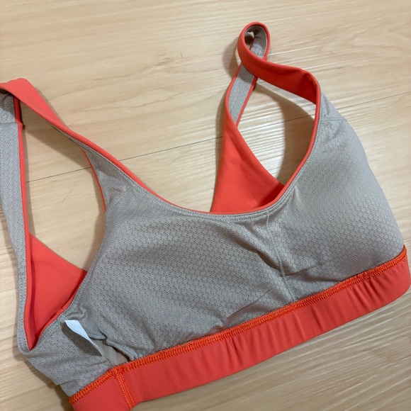 Vuori Grapefruit Daily Bra XS Activewear Sports Bra - Picture 6 of 6
